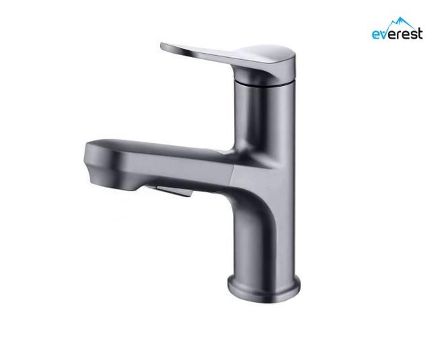 Antique Classic Style Single Handle Chrome Kitchen Faucet with Pull Out Function Spray Head Kitchen Sink Mixer