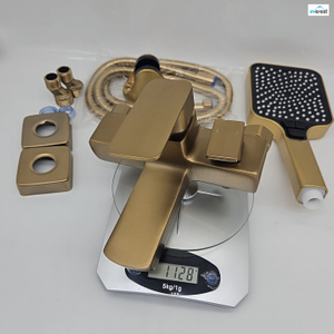 Handheld Gold Shower Faucets With Temperature Control