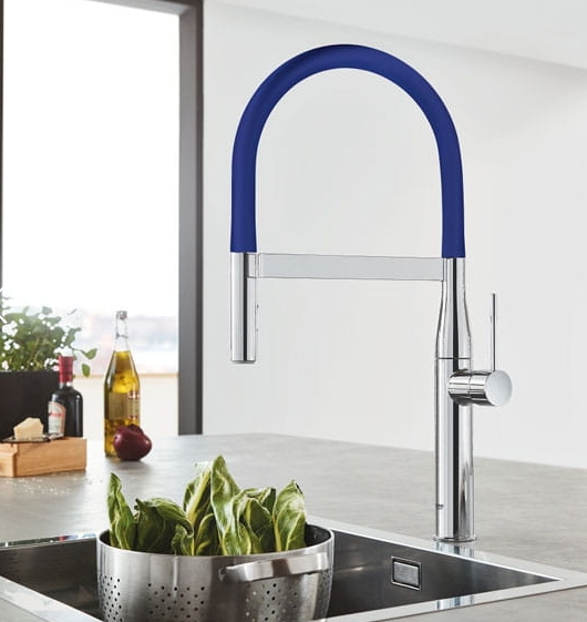 Essence Single-Handle Semi-Pro Dual Spray Kitchen Faucet 